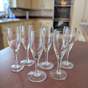 6 Mini Fluted Elegant Clear Glass Shot Glasses